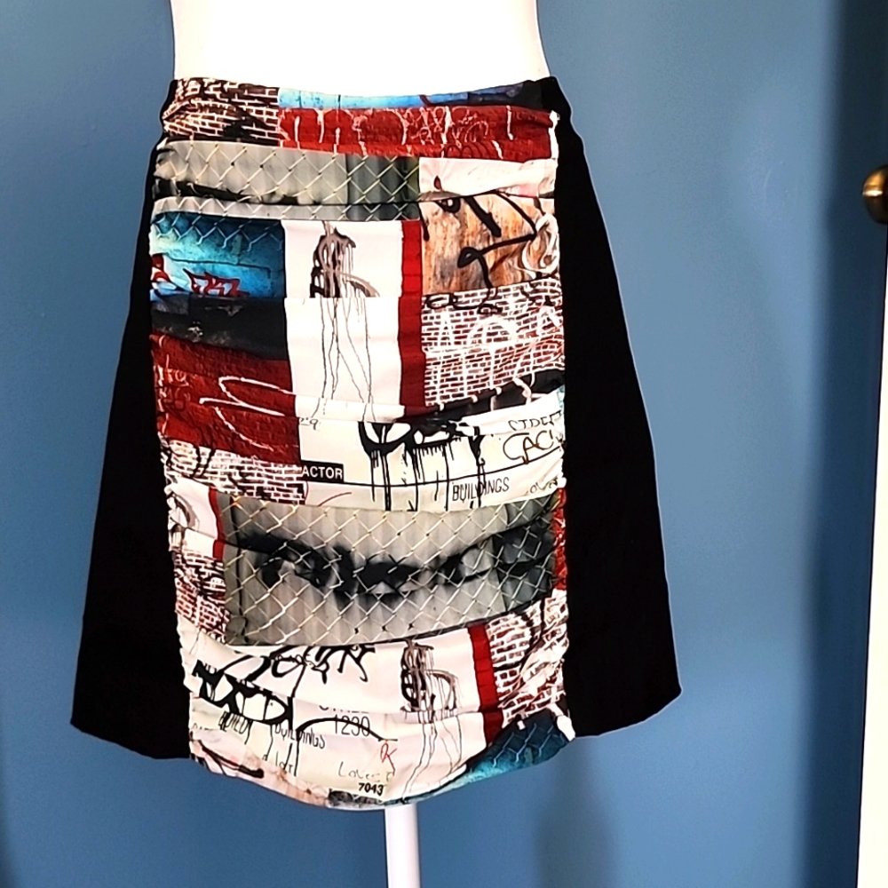 Graffiti print Nicole Miller mini